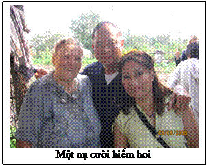 Text Box:  
                 Một nụ cười hiếm hoi